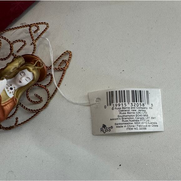 Vintage Russ Praying Angel Ornament Golden Renaissance Christmas - Picture 3 of 7